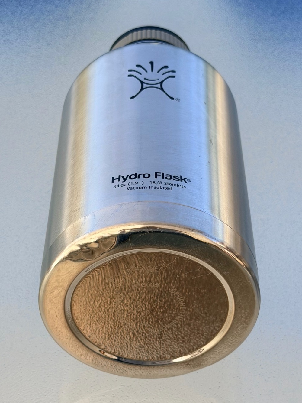 Hydro Flask 64 Oz. Stainless Steel Vacuum Insulated Water Bottle ~ Flawed - Picture 9 of 10